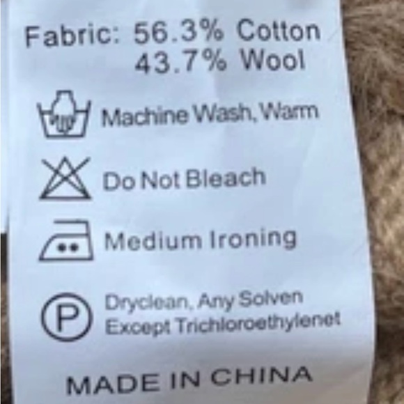 Wool Blend Sweater Plush Fish/ sea life Print Outdoor Winter Oversized women’s - Picture 10 of 10